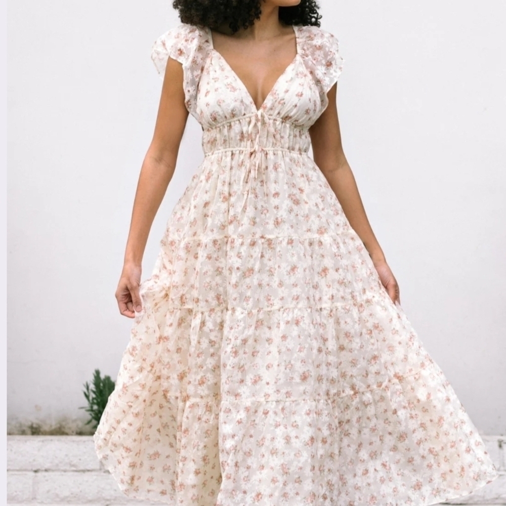 Elegant Floral Maxi Dress in Cream